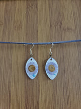 Load image into Gallery viewer, Eye of the Flower - Purple Fleabane's in Lightweight Cement