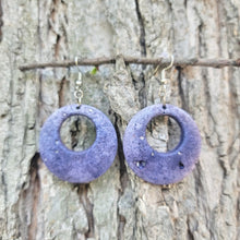 Load image into Gallery viewer, Cement & recylced glass Earrings in Purple