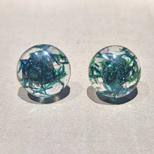 Load image into Gallery viewer, Moss/lichen Circle Stud Earrings