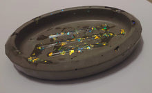 Load image into Gallery viewer, Handmade Concrete Soap Dish