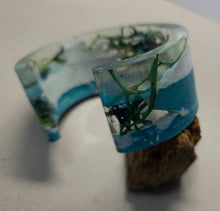 Load image into Gallery viewer, Concrete & Dried Moss Cuff Bracelet Blue
