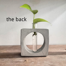 Load image into Gallery viewer, Handmade Concrete Plant Propagation Square