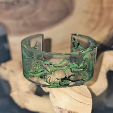 Load image into Gallery viewer, Boho Green Moss Cuff Bracelet