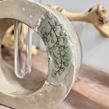 Load image into Gallery viewer, Concrete Plant Propagation Station with Ivy Accent