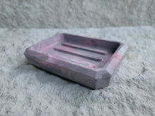 Load image into Gallery viewer, Marbled Concrete Soap Dish
